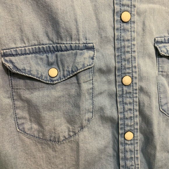 American Eagle Outfitters Boyfriend Shirt - Picture 3 of 7